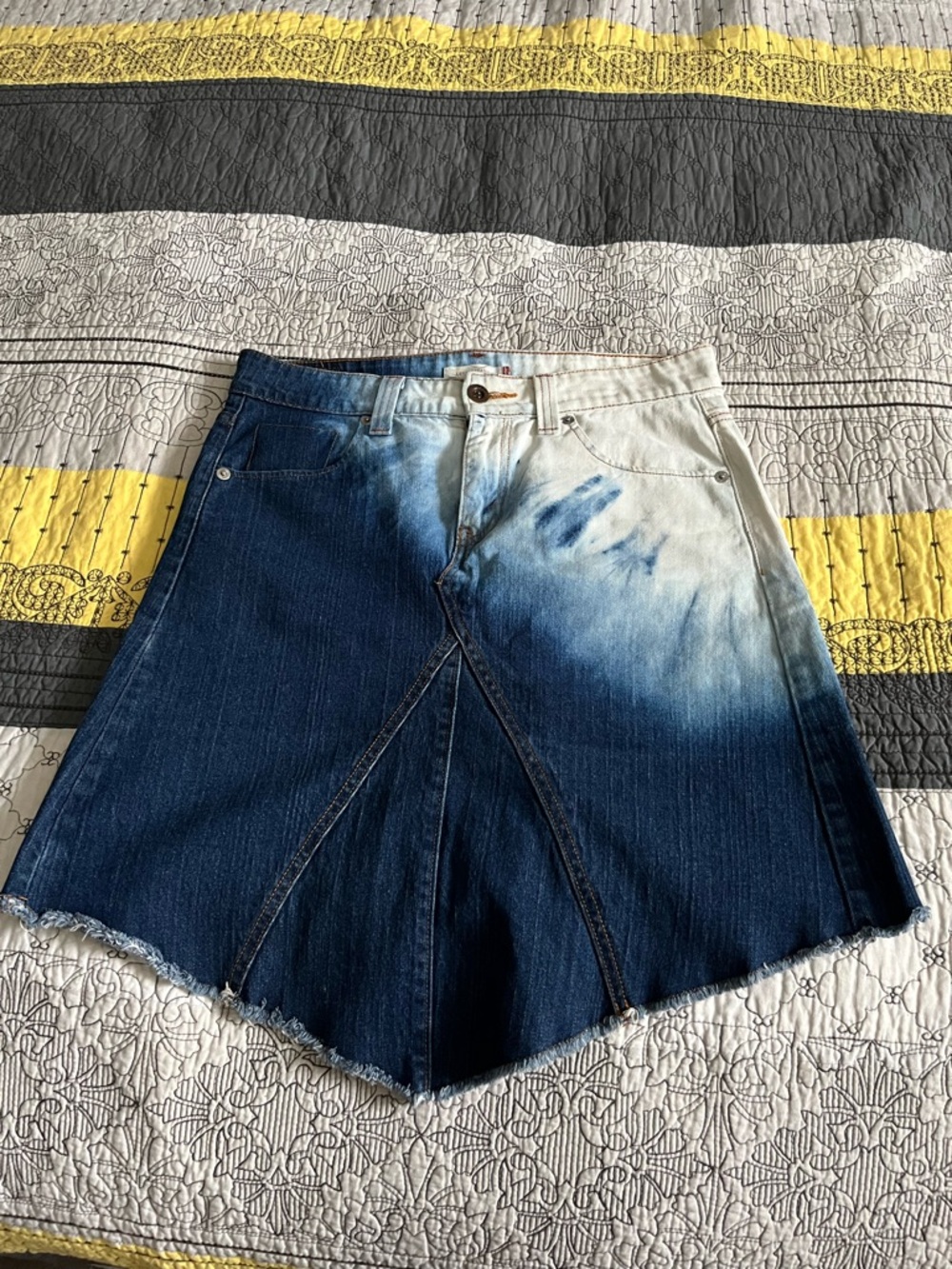 Levi's White and Blue Tie-Dye Denim Skirt